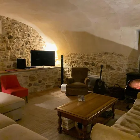 Mas Les Romarins, 10 Min D'uzes, Piscine Et Grand Jardin Clos, Jeux, Nid De Repos Et Base Pour Activites Dans Le Gard (adults Only) فيلة Uzès