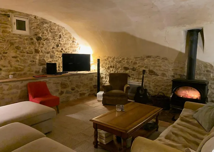 Mas Les Romarins, 10 Min D'uzes, Piscine Et Grand Jardin Clos, Jeux, Nid De Repos Et Base Pour Activites Dans Le Gard (adults Only) Villa Uzès